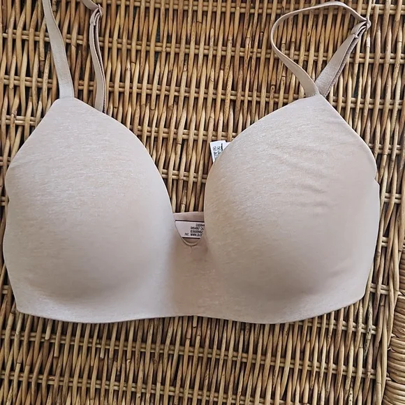 Victoria's Secret/Pink Wireless Bra Set - Picture 2 of 7